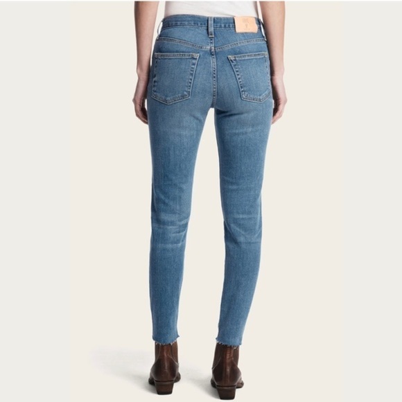 NWT Frye • Sienna Cropped Skinny Jeans Kinsey Wash - Picture 2 of 12